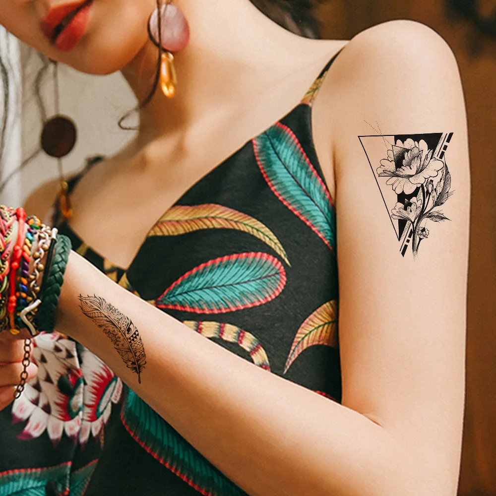 

VANKIRS черные треугольные маргаритки, женские перья, водонепроницаемые татуировки, наклейки на тело, руку, запястье, тату, временные пользоват...