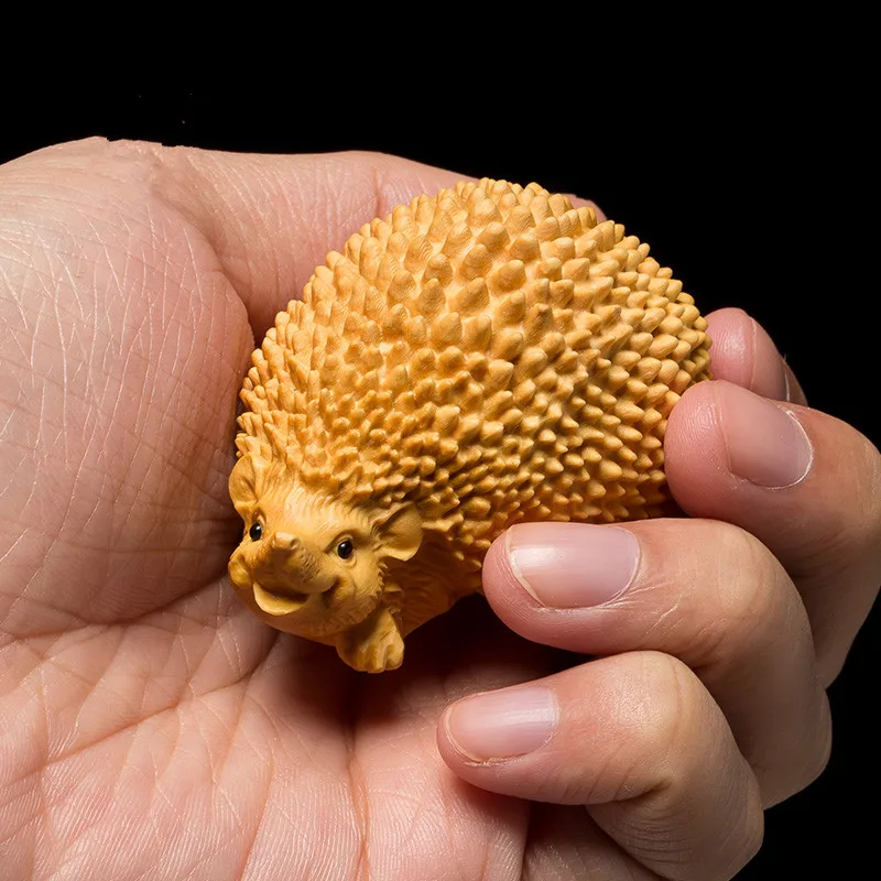 

Tea Pet Cute Hedgehog Creative Boxwood Carving Home Living Room Car Decor Carving Crafts Hand Piece Animal Ornaments M1742