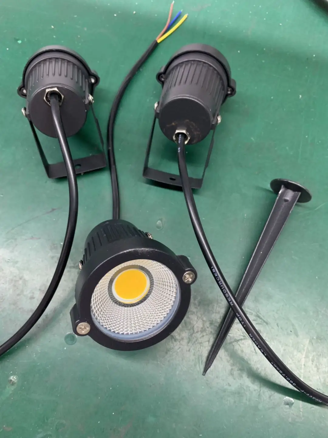 Ландшафтные светильники 12V низшее Напряжение освещение Наборы светодиодный на открытом воздухе точечные светильники подъездных дорожек газон патио бассейн садовые фонари 1 Вт светодиодные лампы 3W