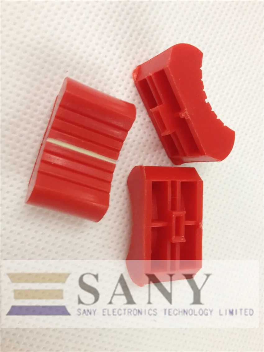 

[BELLA]Slide the cap mixer fader potentiometer knob hole 4MM red cap wide 13.7MMX high 10.8MM long 24.5MMX--50PCS/LOT