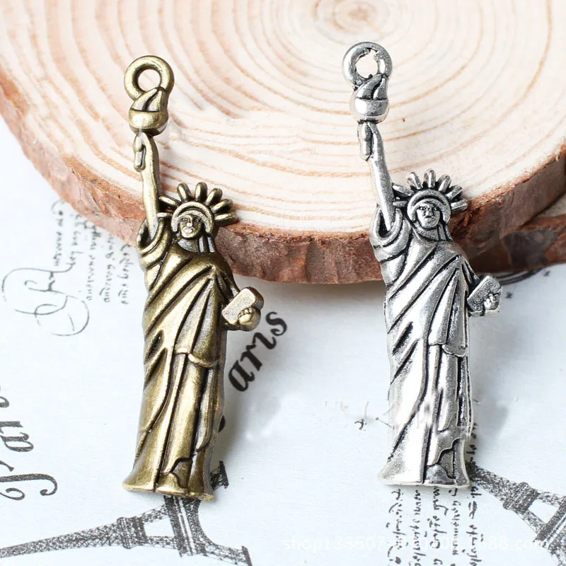 

High Quality 20Pieces/Lot 48mm*13mm Antique Silver plated Bronze American Statue Of Liberty Metal Charms For Jewelry Making