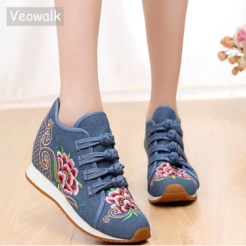 Veowalk/женские парусиновые кроссовки на скрытой платформе с цветочной вышивкой