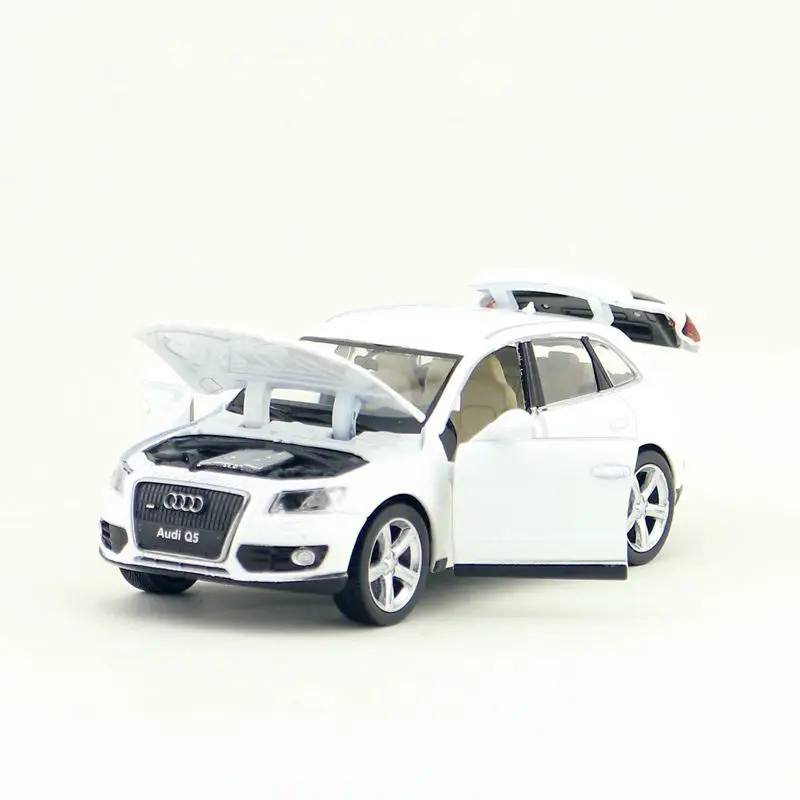 /Литье под давлением модель игрушки/1:32 Масштаб/Audi Q5 спортивный внедорожник автомобиль/тяга/звук и свет/Набор для обучения/подарок/Дети