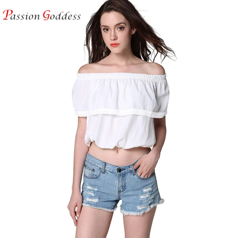 Женская шифоновая блузка с открытыми плечами короткая белая кружевная и
