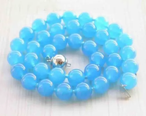 

Beautiful 10mm Chalcedony Beads Necklace 18"