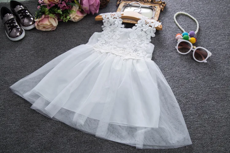 Модное Летнее белое кружевное праздничное платье принцессы без рукавов с