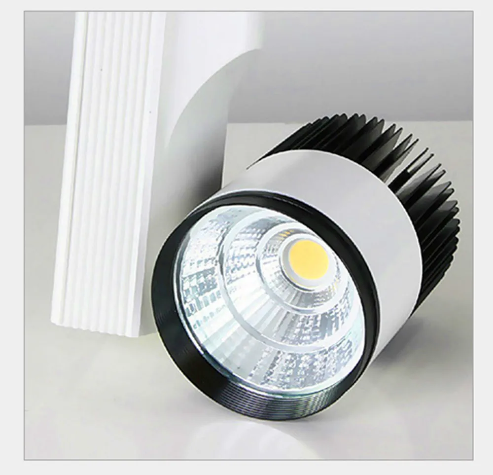 Трековый светильник высокой мощности с COB матрицей 20 Вт для украшений в магазине