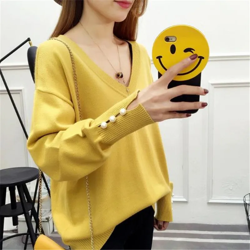2018 Autumn and winter sweater women's solid color knitted long-sleeved shirt V-neck loose large size women jacket A1049 | Женская