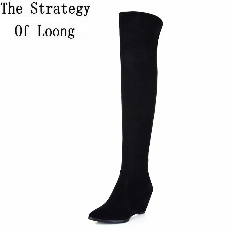 Женские ботфорты выше колена из натуральной кожи туфли на танкетке с острым