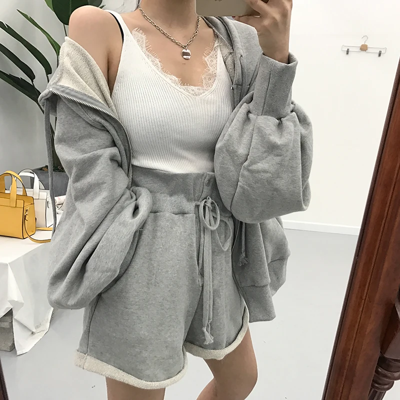 

Women Autumn Cotton Tracksuits 2 Two Pieces Set Outfits Hooded Zipper Puff Sleeve Long Sweatshirts with Wide Leg Short Pants