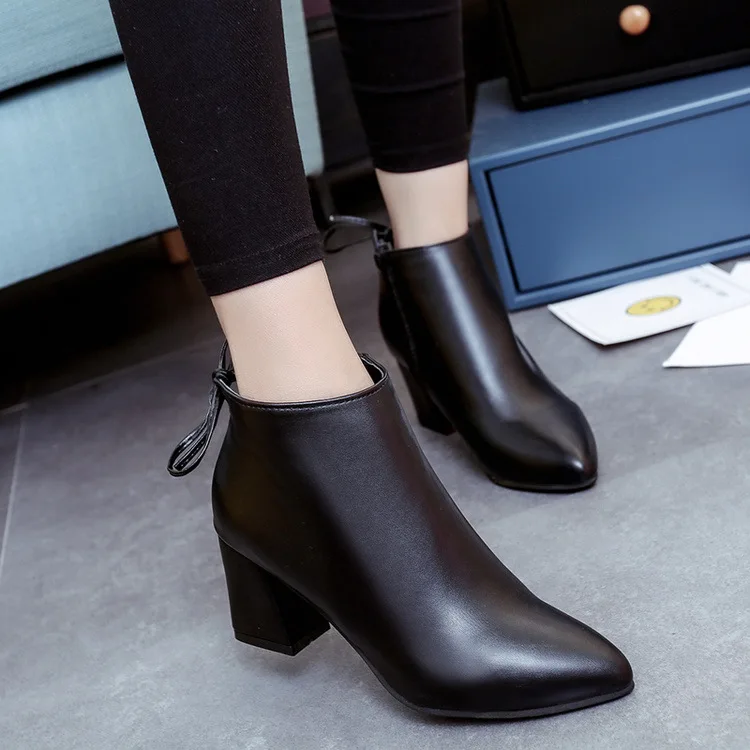 

2021 new Hot style Fashion women boots Round head thick bottom PU leather waterproof woman Martin boots free shipping 668