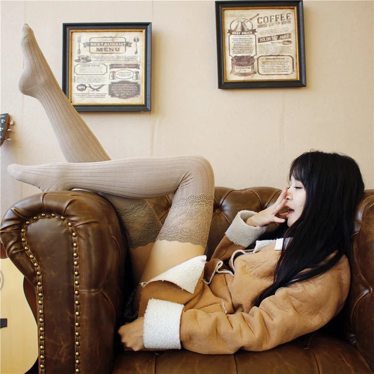 

Women's Socks & Hosiery