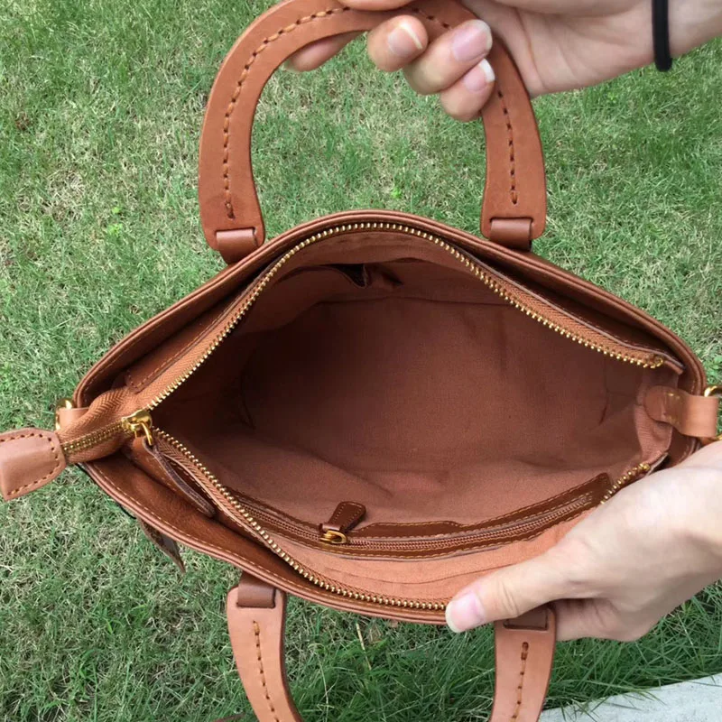 

XHTY leather handbag retro tote Messenger bag female first layer leather hand stitching handle original free postage