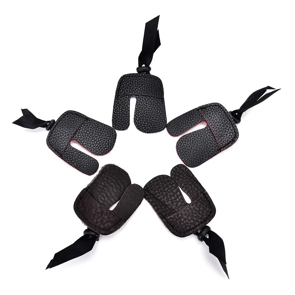 

1 PCS PU Leather Finger Protector Archery Finger Guard Protection Pad Glove Tab Bow Shooting Wholesale Random Color