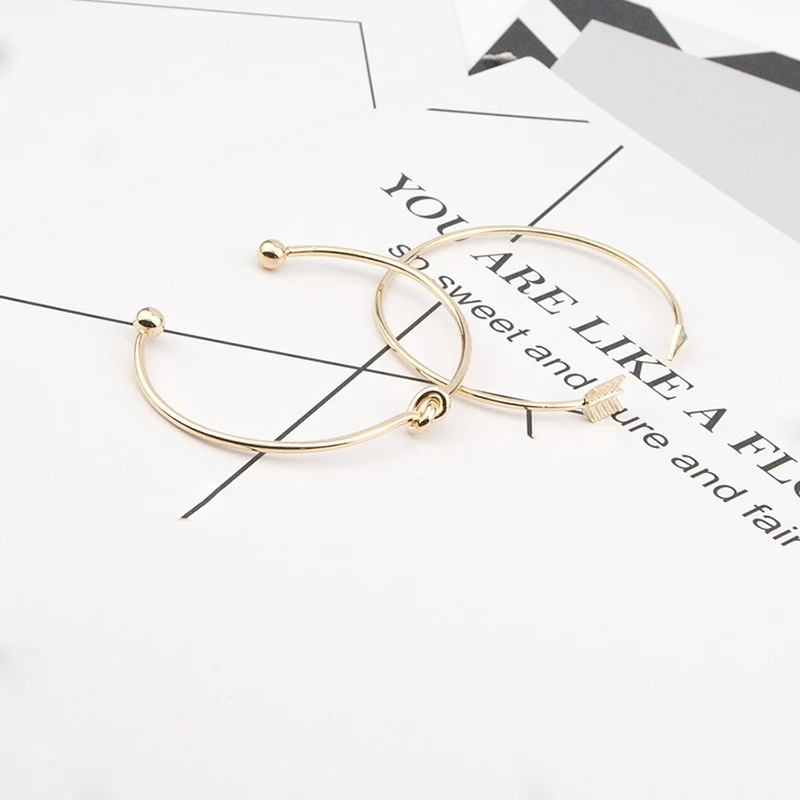 Hot 2PCS/Set Girls Minimalist Gold color Arrow Knotted Opening bracelets for Women Fashion Bangle for girls