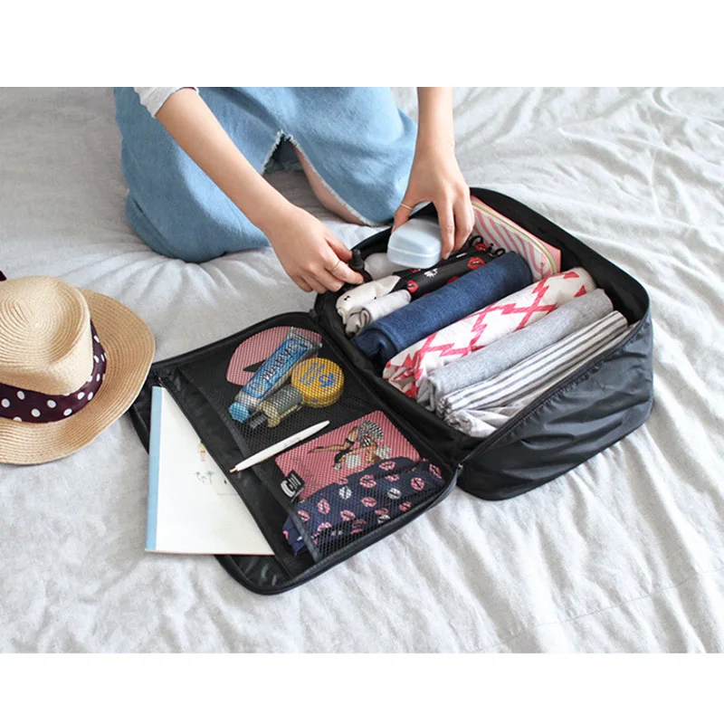 Diniwell Nylon Cartoon 2 Color Big Mouth Portable Make up Bags For Cosmetic Clothes Women Luggage Travel Bag | Багаж и сумки