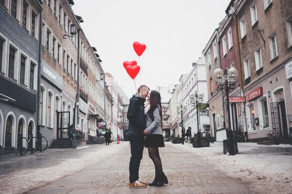 Виниловая наклейка на тему Дня Святого Валентина прозрачный шар с гусиным пером