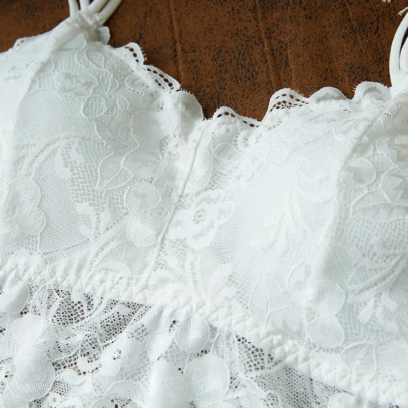 

Hot sexy women bra Summer 2019 fashion Sheer Lace floral Bralette Bras Girls Strappy lingerie bra underwear Padded Seamless Bra