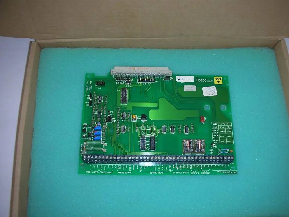 

1PC USED EMERSON / CT Emerson Quantum II Interface Board MD200 ISS.3