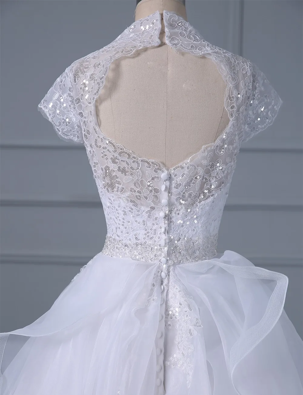 

Vestido De Noiva Backless Wedding Dresses Ball Gown Cap Sleeves Applique Lace Vintage Wedding Gown Bridal Dresses Plus Size