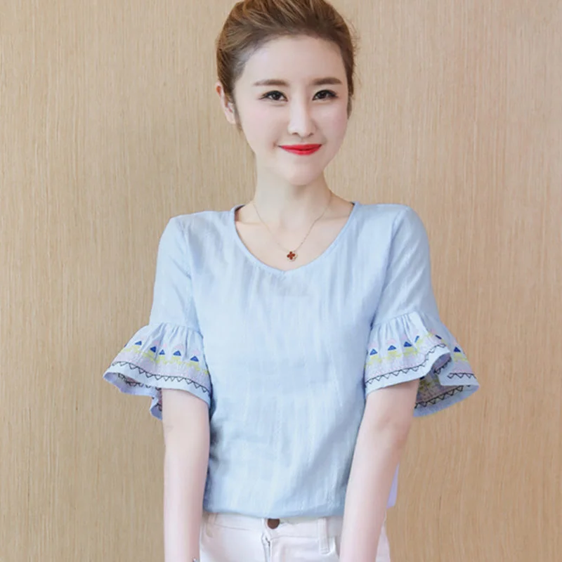 

Spring new Han Fan simple wild women's small fresh sleeves embroidered tops