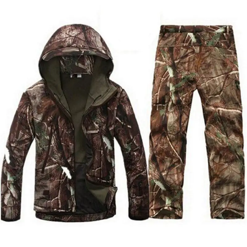 

Outdoor Camouflage Hunting Sets Men Waterproof Softshell Military Jackets + Fleece warm Pants Outdoor Hiking Suits Jackets Pants