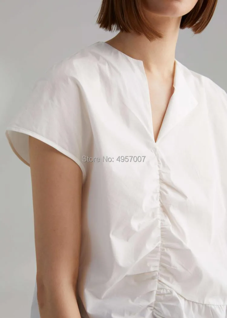 Белая/черная хлопковая Асимметричная блузка с коротким рукавом и V образным