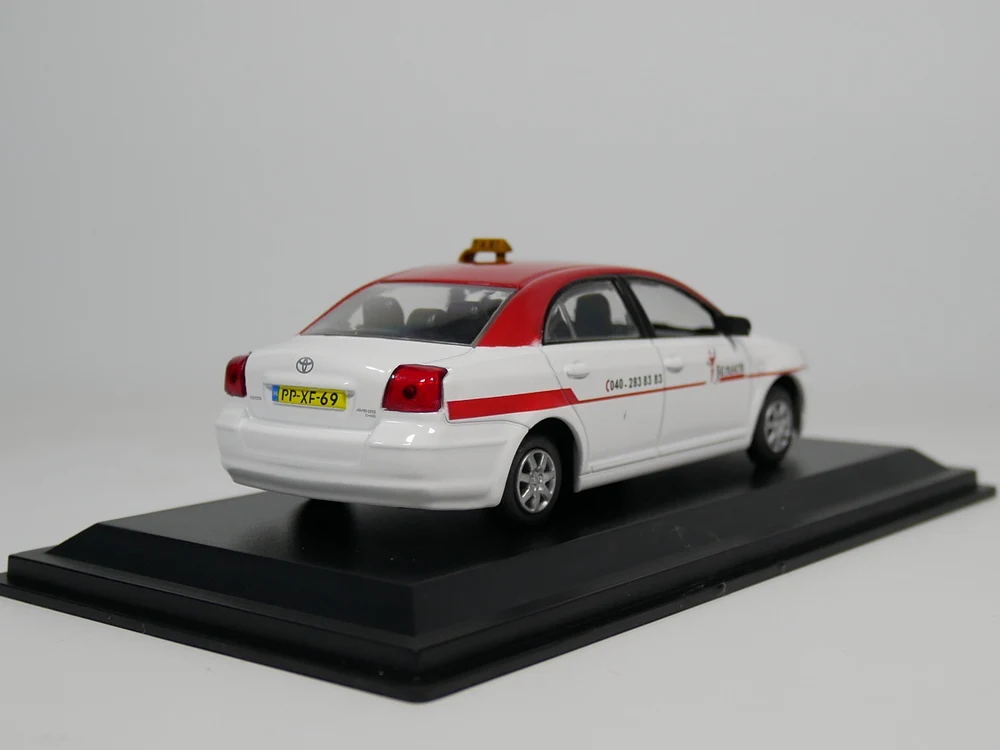 Leo модель 1:43 Toyota Avensis 2003 Эйндховен такси голландское такси литая модель автомобиля