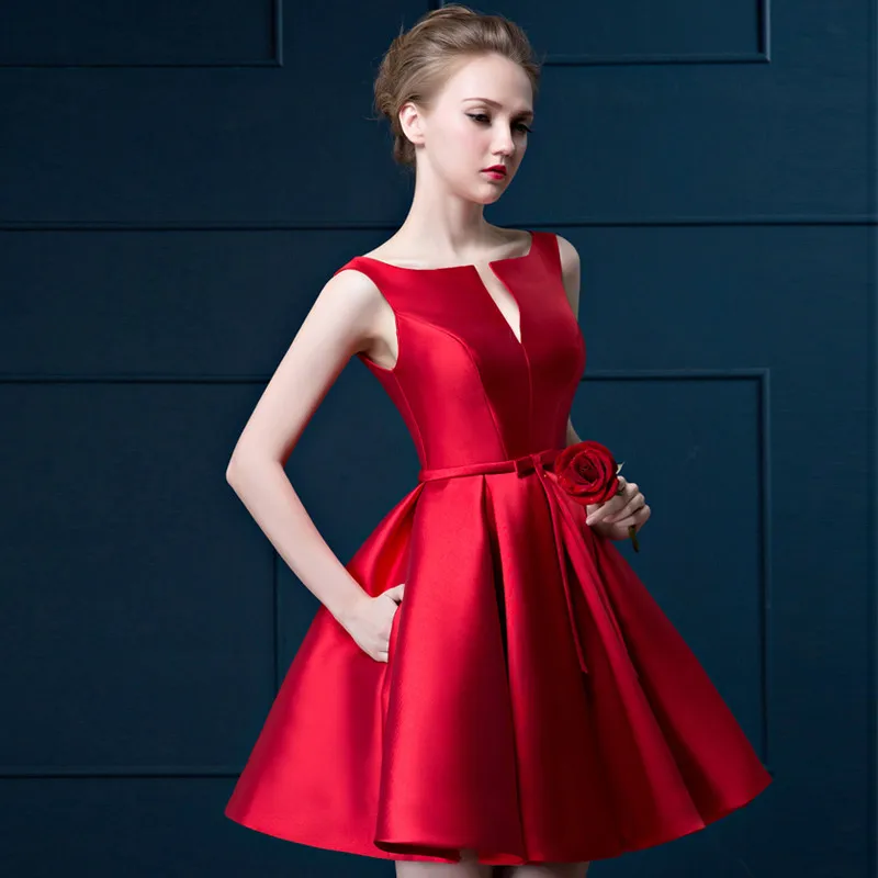 

2020 New Short Prom Dresses Semi Formal Graduation Dress Green vestido de noiva Champange Lace up Bridal Party Dress Banquet