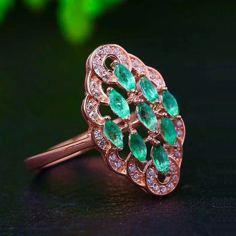 

Оригинальные женские кольца с искусственным драгоценным камнем