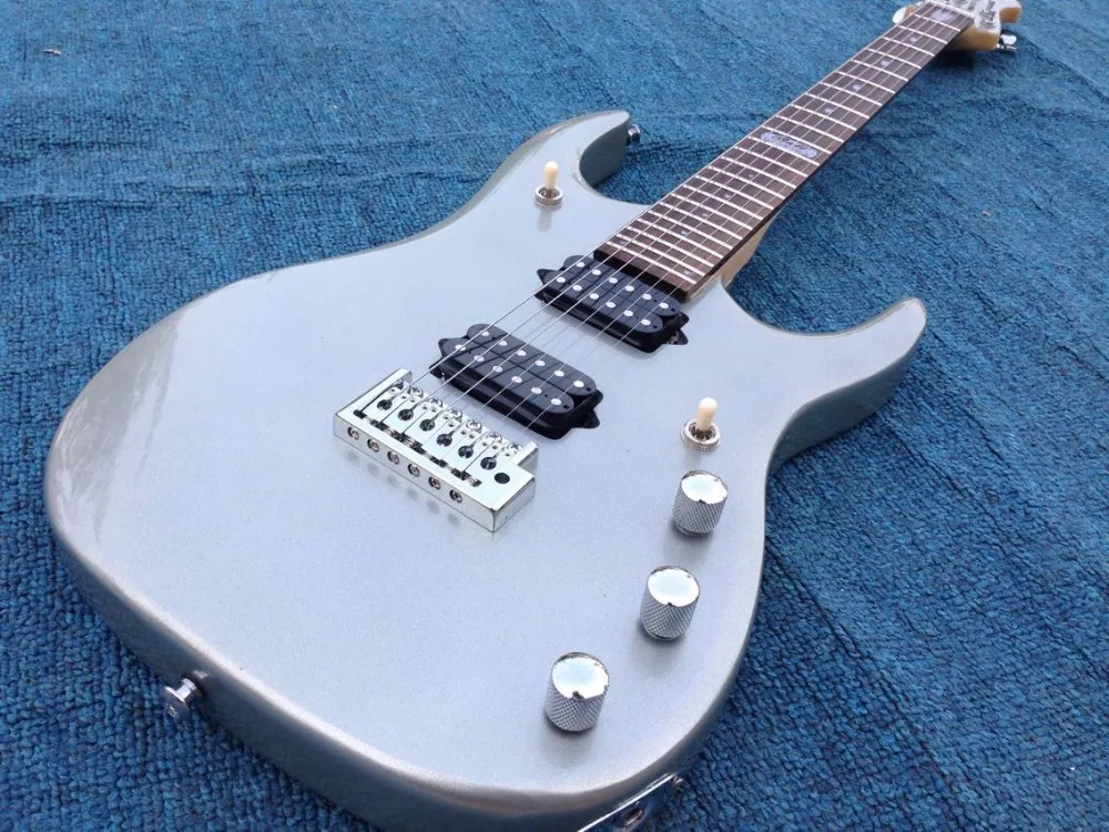 Musicman JPX1 электрогитара серебристого цвета