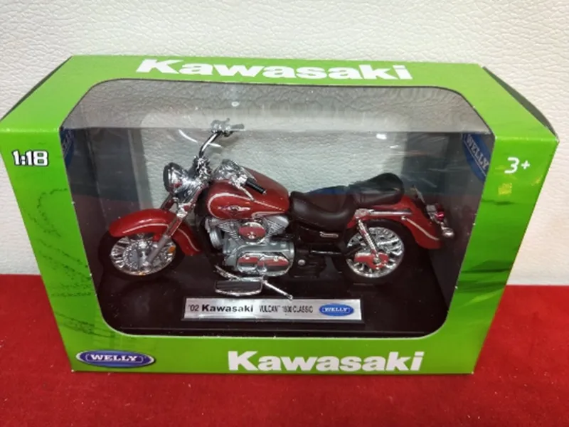 Модель мотоцикла WELLY в масштабе 1/18 модель KAWASAKI KLR650 SUZUKI GSX-R750 MV AGUSTA BRUTALE 990R литая