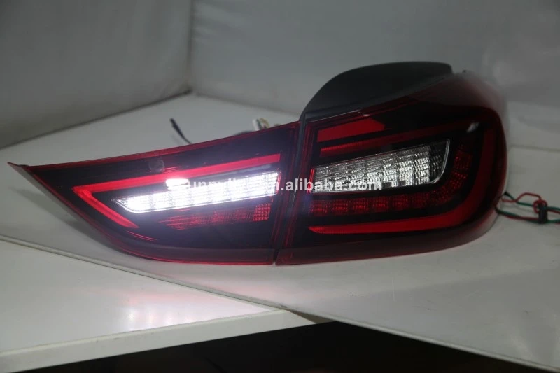 Светодиодный задний фонарь светильник в сборе для Hyundai Avante i35 Elantra 2011-14 лет