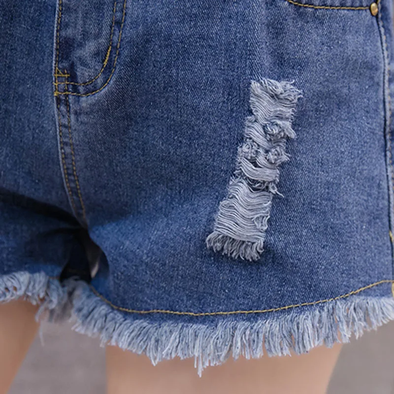 

Sexy Retro Scratched Shorts For Women Pocket Tassel Decorative Ddesign Bag Hip Shorts New Style Hot Sale Shorts