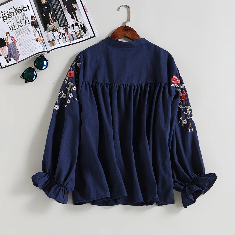 Рубашка женская с цветочной вышивкой Модный хлопковый топ свободного покроя