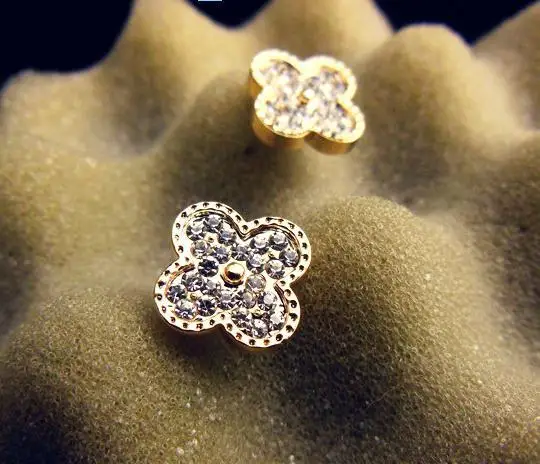 four leaf clover earrings with 18K gold plated fashion high quality luxury flower stud for women new design 802385 | Украшения и