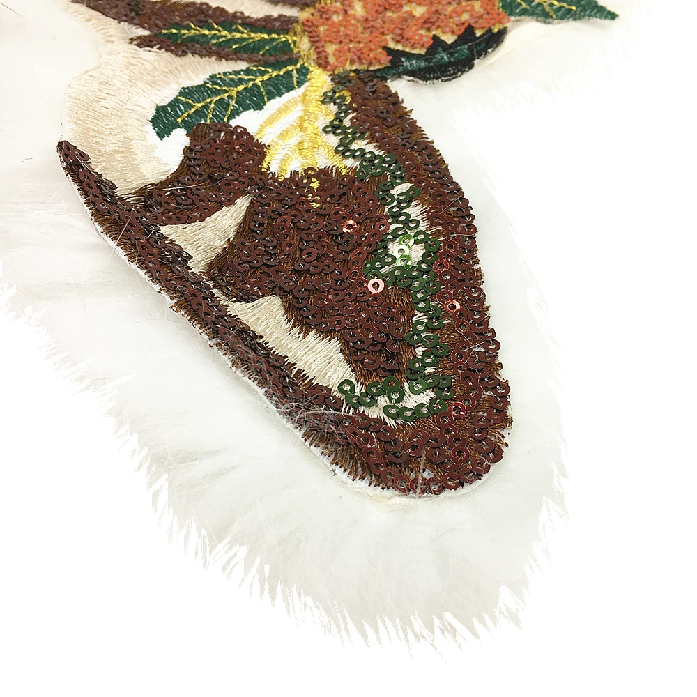 

27x27cm Fur Embroidered Deer Head Patch Sequin Beaded Animal Applique Patches For Clothing Appliques Parches Sew On AC1105