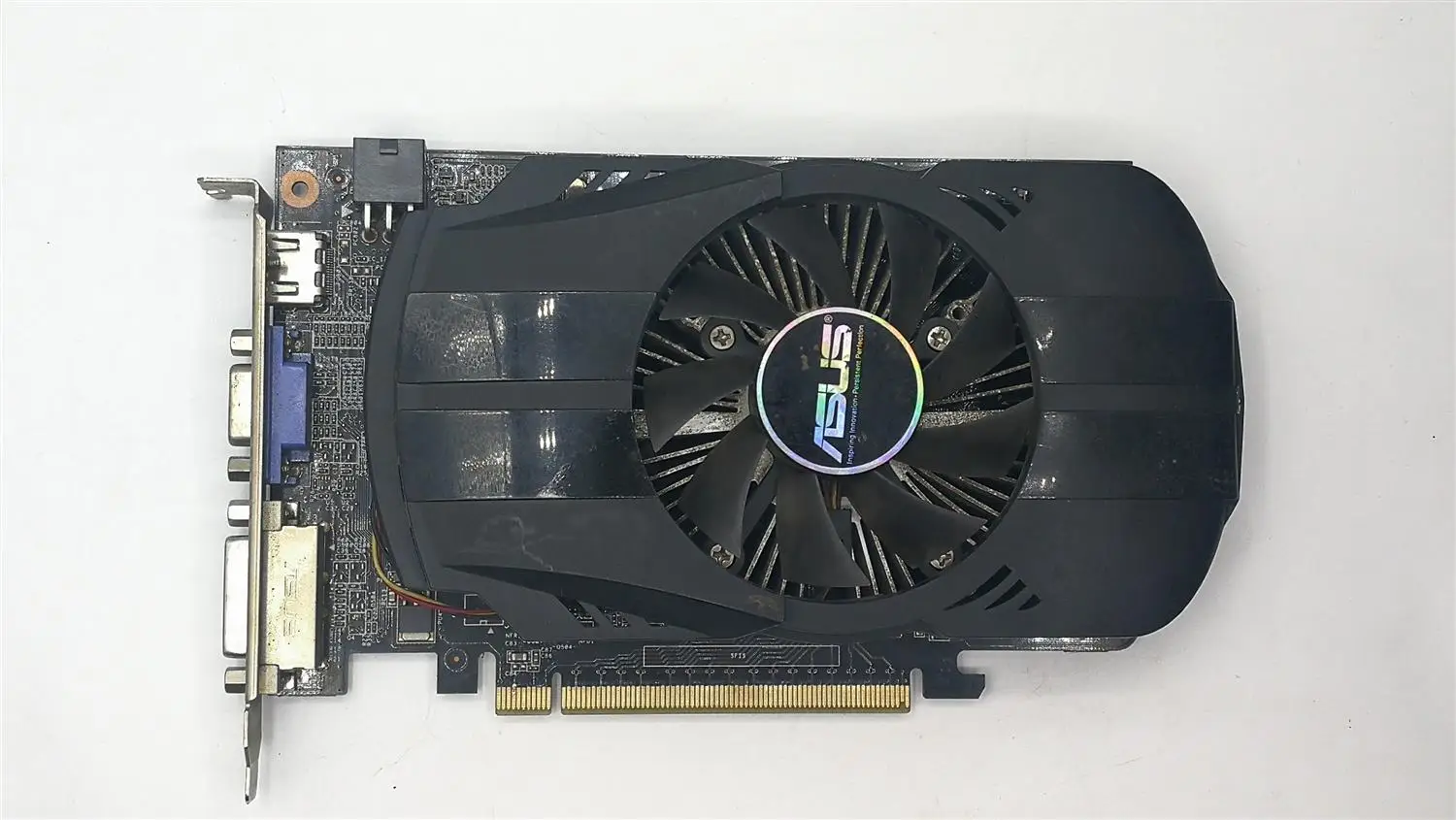Б/у 2 шт./лот Видеокарта ASUS GTX 650 GPU 1 ГБ GDDR5 бит VGA-карта для игровых ПК nVIDIA мощнее чем