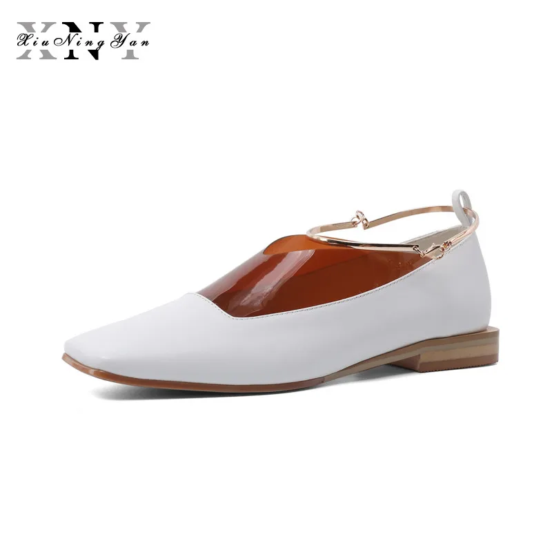 

2019 Ladies Classic Luxury Flats Genuine Leather Women's Shoes Metal Chain Slip-on Comfortable Lady Fashion Shoes Woman flat