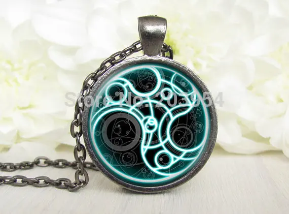 new UK hot dr Xmas blue line box time lord Necklace 1pcs/lot bronze / steel Glass Steampunk Pendant jewelry iron man mens | Украшения и