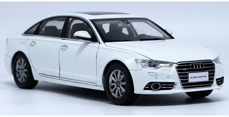 Высокая имитация 1:18 оригинальная модель автомобиля из сплава A6L, литая металлическая Игрушечная модель, красивая коллекция подарков