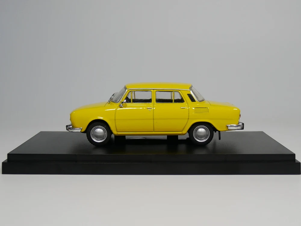 Ixo 1:43 Skoda 100 литая под давлением модель автомобиля| |