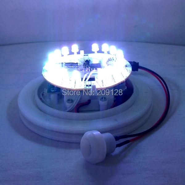 Беспроводной цветной RGB перезаряжаемый с боковой зарядки кабелем светодиодные