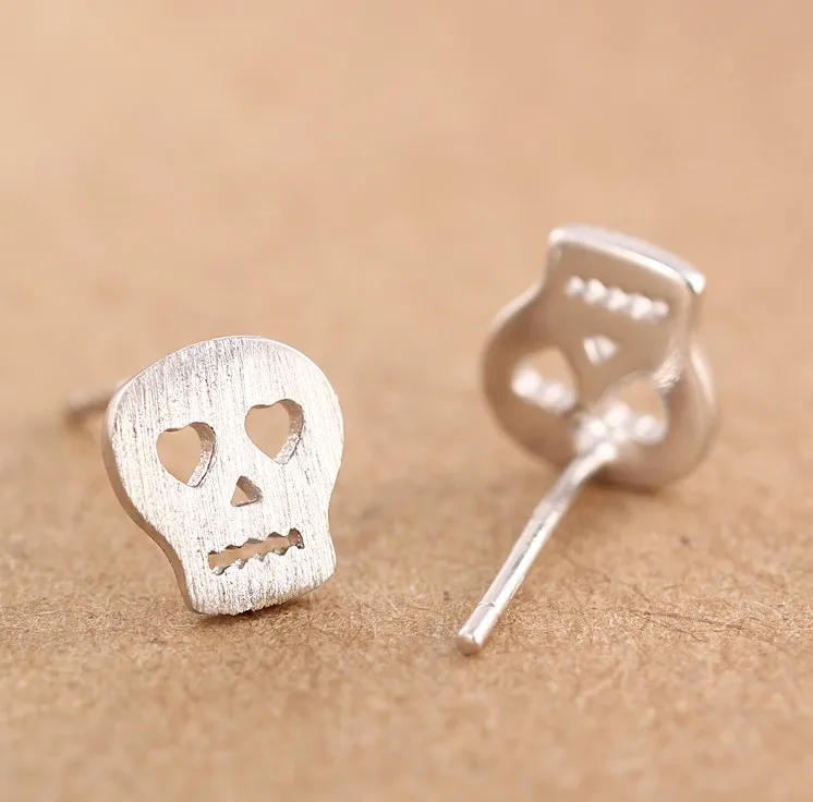 Женские серьги-гвоздики SMJEL, новые ювелирные изделия с несколькими кольцами в виде призрака, черепа, банта, кота, серьги-гвоздики для женщин с защитой от аллергии