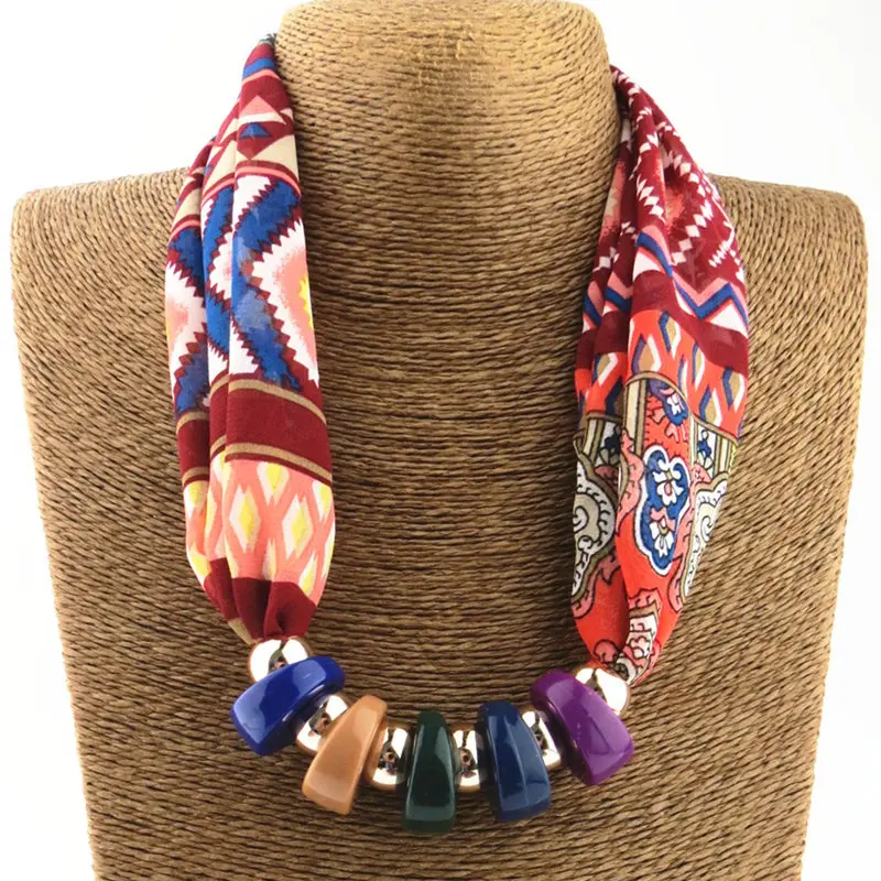 Женский шейный платок с бусинами из смолы|scarf necklace|new designresin necklace |