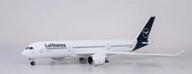 50.5CM 1/142 Scale Diecast Airplane Airbus A350 Lufthansa Airline Model With Bases Wheels Resin Plane For Collection