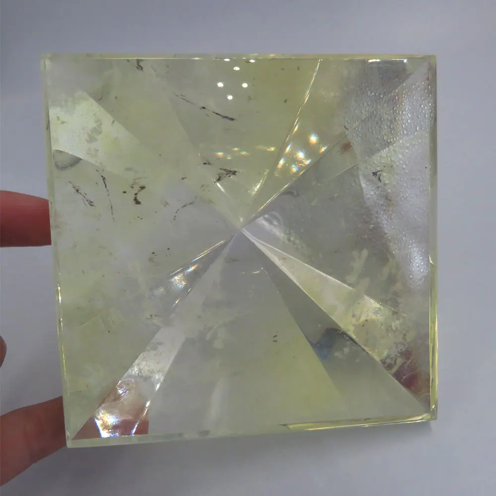 Большая Желтая плавильная пирамида из кристалла кварца 802 г 100*100*90 мм ААА для