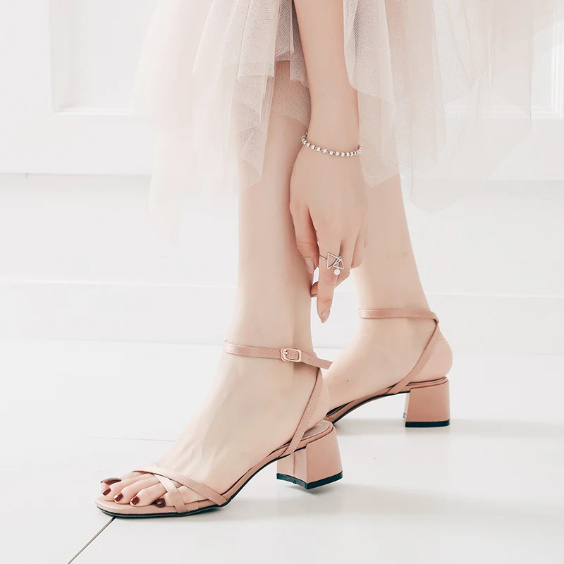 Женские сандалии с открытым носком и пряжкой|Боссоножки сандалии| |