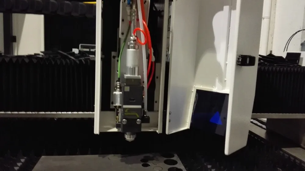 Волоконная Лазерная режущая головка для лазерной мощности 2000 Вт 3000 Вт|head cut|head