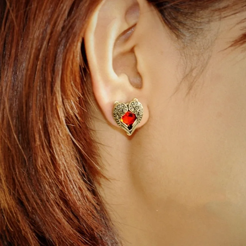 Brinco Pendientes In Europe And America To Restore Ancient Ways Love Angel Wings Heart-shaped Earrings Products Wholesale